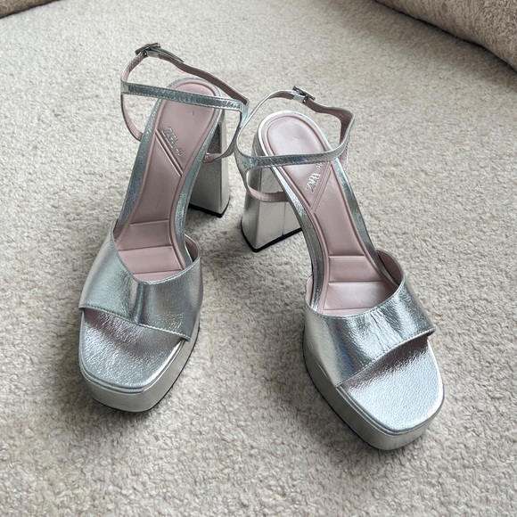 Zara Metallic Silver Heels - Picture 1 of 4